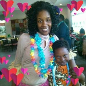 Meet your Posher, Mae